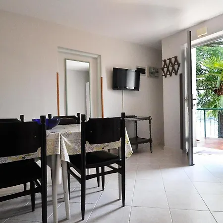 Huebsche Mit Teilweisem Meerblick, Fuer 4 Personen Apartment *
